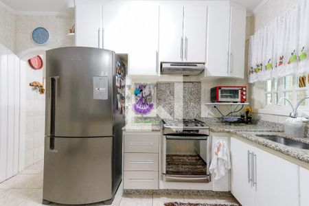 Casa à venda com 229m², 3 quartos e 8 vagas Casa à venda com 229m², 3 quartos e 8 vagasCozinha