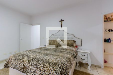 Casa à venda com 229m², 3 quartos e 8 vagas Casa à venda com 229m², 3 quartos e 8 vagasSuíte