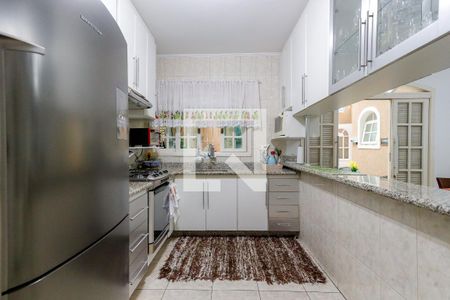 Casa à venda com 229m², 3 quartos e 8 vagas Casa à venda com 229m², 3 quartos e 8 vagasCozinha