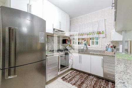Casa à venda com 229m², 3 quartos e 8 vagas Casa à venda com 229m², 3 quartos e 8 vagasCozinha