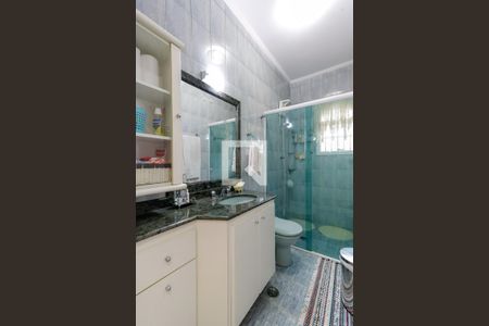 Casa à venda com 229m², 3 quartos e 8 vagas Casa à venda com 229m², 3 quartos e 8 vagasBanheiro