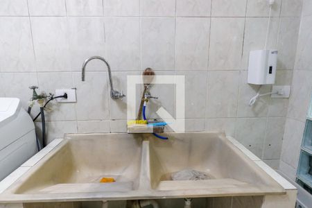 Casa à venda com 229m², 3 quartos e 8 vagas Casa à venda com 229m², 3 quartos e 8 vagasÁrea de Serviço