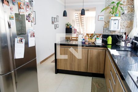 Casa para alugar com 166m², 3 quartos e 3 vagasCozinha