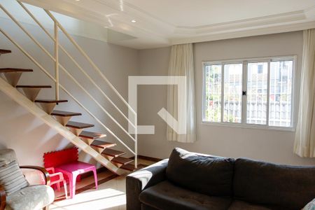 sala de casa para alugar com 3 quartos, 166m² em Vila Osasco, Osasco