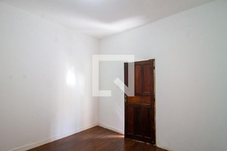 Quarto de casa para alugar com 2 quartos, 60m² em Jardim do Papai, Guarulhos