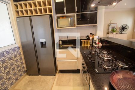 Cozinha de apartamento para alugar com 2 quartos, 95m² em Várzea de Baixo, São Paulo