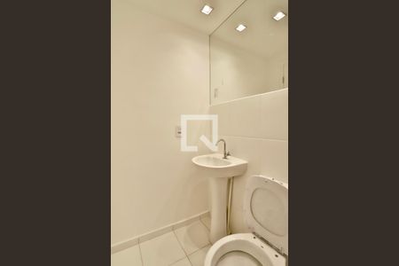 Apartamento à venda com 37m², 2 quartos e sem vaga Apartamento à venda com 37m², 2 quartos e sem vagaBanheiro