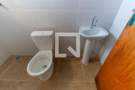 Banheiro de kitnet/studio para alugar com 1 quarto, 30m² em Vila Oratorio, São Paulo
