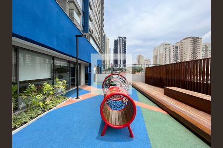 Apartamento para alugar com 37m², 1 quarto e 1 vaga Apartamento para alugar com 37m², 1 quarto e 1 vagaÁrea comum - Playground