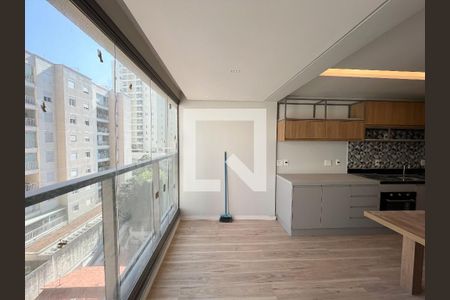 Apartamento para alugar com 37m², 1 quarto e 1 vaga Apartamento para alugar com 37m², 1 quarto e 1 vagaVaranda