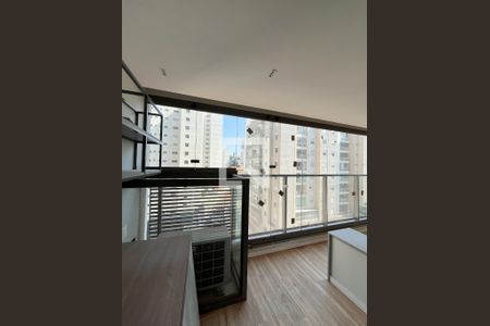Apartamento para alugar com 37m², 1 quarto e 1 vaga Apartamento para alugar com 37m², 1 quarto e 1 vagaVaranda