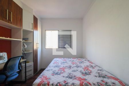 Quarto 2 de apartamento à venda com 2 quartos, 54m² em Jardim Monte Alegre, Taboão da Serra