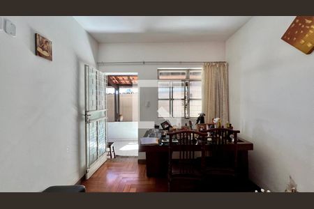 Sala de casa à venda com 3 quartos, 120m² em Nova Vista, Belo Horizonte