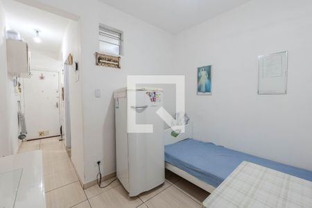 Studio à venda com 30m², 1 quarto e sem vaga Studio à venda com 30m², 1 quarto e sem vagaSala