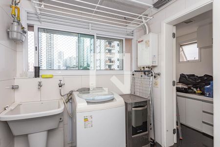 Apartamento à venda com 215m², 4 quartos e 4 vagasÁrea de Serviços