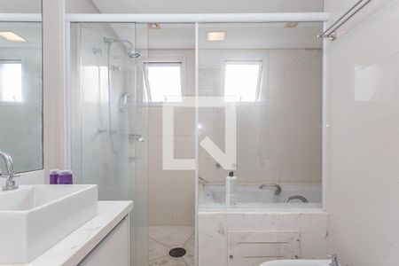 Apartamento à venda com 215m², 4 quartos e 4 vagasSuite