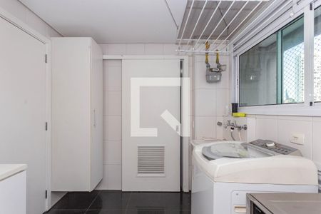 Apartamento à venda com 215m², 4 quartos e 4 vagasÁrea de Serviços