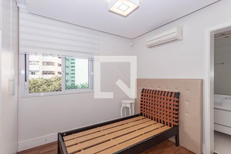 Apartamento à venda com 215m², 4 quartos e 4 vagasSuite 4
