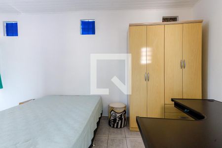 Casa à venda com 160m², 4 quartos e 2 vagasQuarto Edícula 1