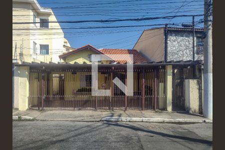 Casa à venda com 160m², 4 quartos e 2 vagasFachada