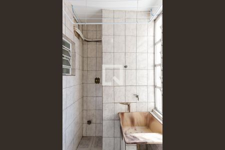 Casa à venda com 160m², 4 quartos e 2 vagasÁrea de Serviço 2