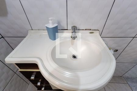 Casa à venda com 160m², 4 quartos e 2 vagasBanheiro