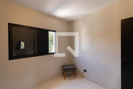 Closet Quarto 1 de casa à venda com 2 quartos, 185m² em Vila Dalila, São Paulo