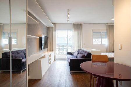 Sala de kitnet/studio à venda com 1 quarto, 40m² em Consolação, São Paulo