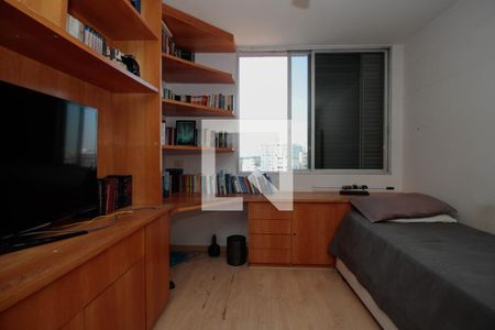 Apartamento à venda com 165m², 3 quartos e 1 vagaQuarto 2