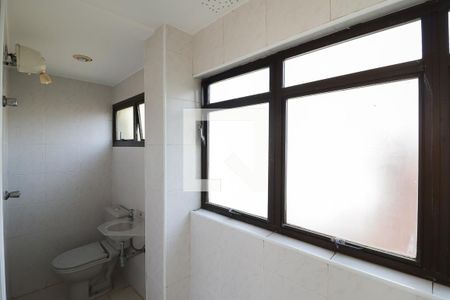 Apartamento à venda com 450m², 4 quartos e 5 vagasBanheiro da Piscina