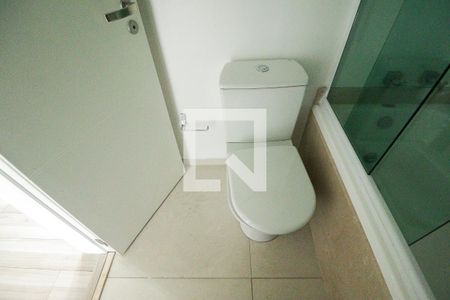 Apartamento à venda com 450m², 4 quartos e 5 vagasBanheiro 1 da Suíte 3