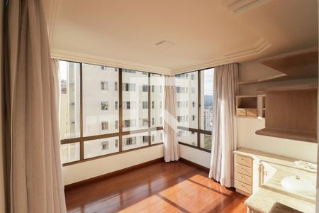 Apartamento à venda com 450m², 4 quartos e 5 vagasSala 2