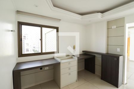 Apartamento à venda com 450m², 4 quartos e 5 vagasEscritório