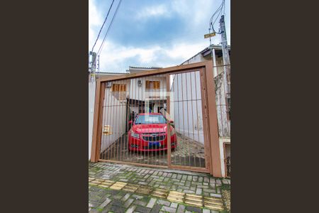 Casa à venda com 87m², 2 quartos e 2 vagasFachada