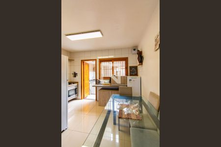 Casa à venda com 87m², 2 quartos e 2 vagasCozinha