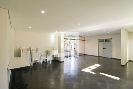 Apartamento à venda com 82m², 3 quartos e 2 vagasSalão de Festas