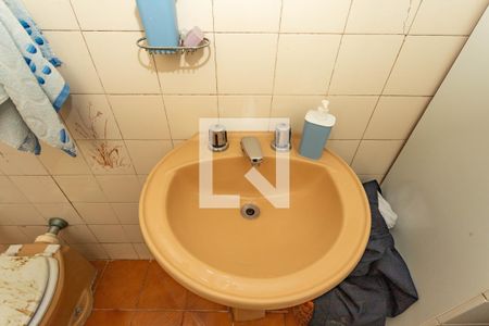 Casa à venda com 182m², 2 quartos e 2 vagasBanheiro