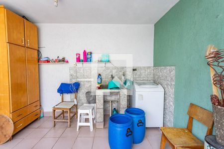 Casa à venda com 182m², 2 quartos e 2 vagasÁrea de serviço