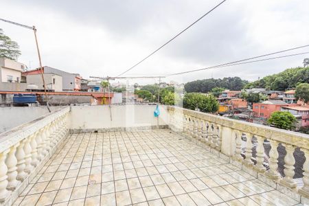 Casa à venda com 182m², 2 quartos e 2 vagasLaje
