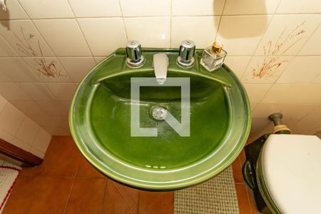 Casa à venda com 182m², 2 quartos e 2 vagasLavabo