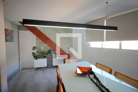 Sala de apartamento à venda com 2 quartos, 110m² em Fernão Dias, Belo Horizonte