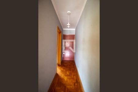 Corredor de apartamento à venda com 2 quartos, 68m² em Vila São José, Porto Alegre