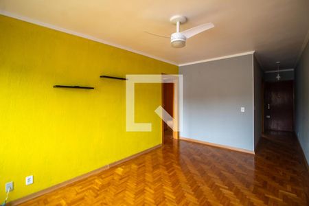 Sala de apartamento à venda com 2 quartos, 68m² em Vila São José, Porto Alegre