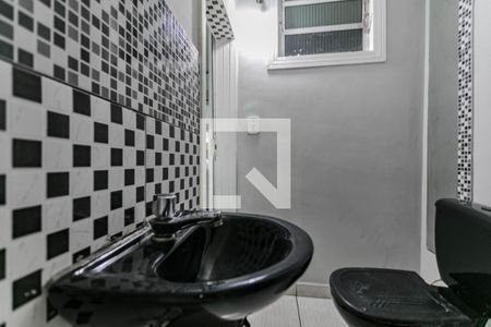 Lavabo de casa para alugar com 2 quartos, 98m² em Jardim Aeroporto Iii, Mogi das Cruzes