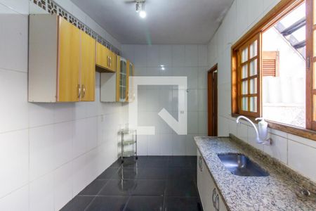 Cozinha de casa para alugar com 2 quartos, 150m² em Vila Anglo Brasileira, São Paulo