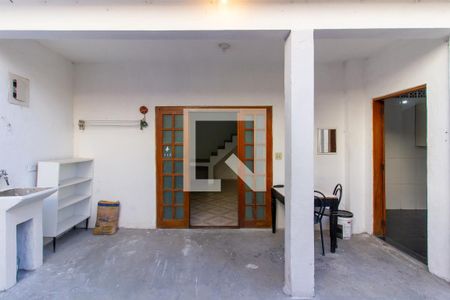 Entrada de casa para alugar com 2 quartos, 150m² em Vila Anglo Brasileira, São Paulo