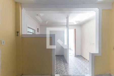 Sala de casa para alugar com 2 quartos, 75m² em Jardim Aeroporto Ill, Mogi das Cruzes