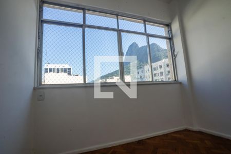 Quarto 1 de apartamento à venda com 2 quartos, 70m² em Botafogo, Rio de Janeiro