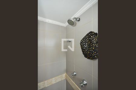 Apartamento à venda com 180m², 3 quartos e 3 vagas Apartamento à venda com 180m², 3 quartos e 3 vagasChuveiro do Banheiro da Suíte 3