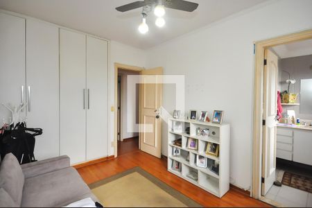 Apartamento à venda com 180m², 3 quartos e 3 vagas Apartamento à venda com 180m², 3 quartos e 3 vagasSuíte 3
